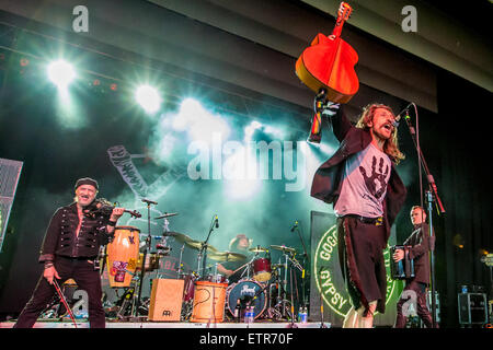 11 juin 2015 - Rochester Hills, Michigan, États-Unis - Gogol Bordello effectuant au Meadow Brook Music Festival à Rochester Hills, MI le 11 juin 2015 (Crédit Image : © Marc Nader/Zuma sur le fil) Banque D'Images