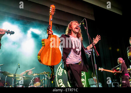 11 juin 2015 - Rochester Hills, Michigan, États-Unis - Gogol Bordello effectuant au Meadow Brook Music Festival à Rochester Hills, MI le 11 juin 2015 (Crédit Image : © Marc Nader/Zuma sur le fil) Banque D'Images