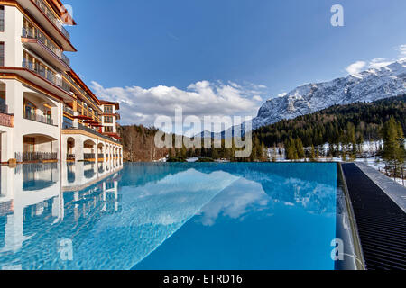 Château d'Elmau (Schloss Elmau) 'Retreat', vue extérieure Banque D'Images