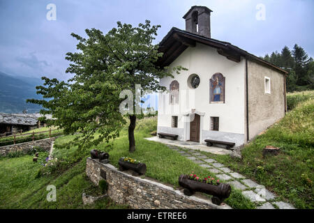 Chapelle à côté de la Maison Musée Jean Paul II, musée dédié au pape Jean Paul II dans Les Combes, Introd, vallée d'aoste, Italie Banque D'Images