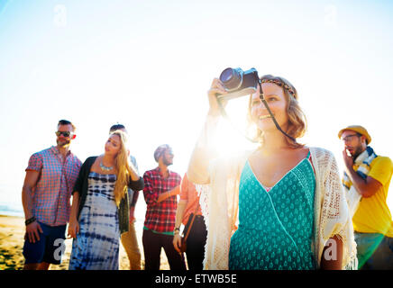 La photographie d'amitié été plage détente Concept Bonheur Banque D'Images