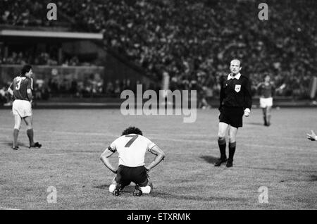 La Hongrie 1-3 Angleterre, Groupe 4 Qualification de la Coupe du monde, match au Nepstadion, Budapest, Hongrie, samedi 6 juin 1981. Kevin Keegan Banque D'Images