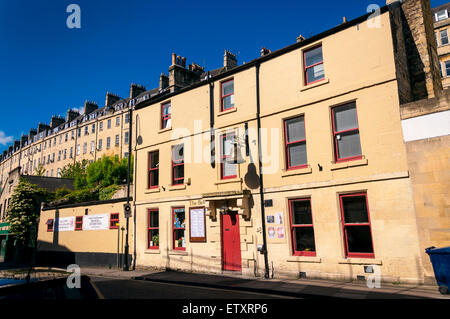 La Bell public house music pub dans Walcot Street, Bath, Somerset, England, UK Banque D'Images