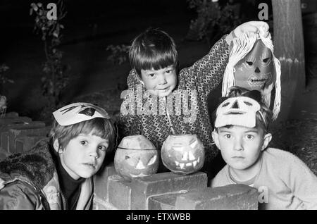 Kids Halloween Party à Rousden près de Birmingham. 30 Octobre 1978 Banque D'Images