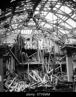 Seconde Guerre mondiale dans le Merseyside. Les ruines de l'orgue à Wallasey Town Hall, qui a été endommagée par une bombe pendant les raids aériens. Personne n'a été blessé. 31 août 1940. Banque D'Images