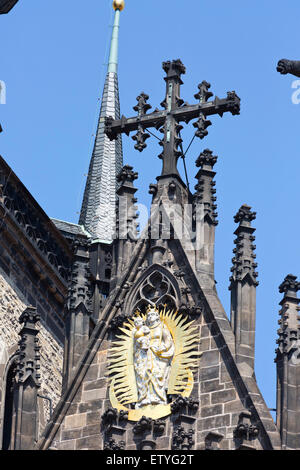 Détail de l'église de Notre-Dame de Týn à Prague, Tchéquie Banque D'Images