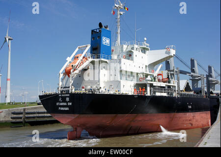 L'ENDURANCE SW - OMI 9603958, Berendrechtlock, Port d'Anvers, pic7 Banque D'Images