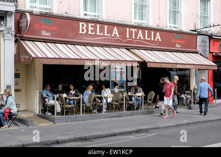 Une vue générale du restaurant Bella Italia dans Queensway, Londres Banque D'Images