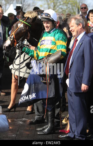 AP McCoy après avoir remporté la course pendant la Doombar Aintree Grand National 2015 Festival - Jour 1 : AP avec McCoy, Aintree Où : Royaume-Uni Quand : 09 Jan 2015 C Banque D'Images