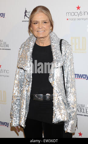 Le 10e Gala de patinage avec les étoiles - Arrivées comprend : Gloria Steinem Où : New York City, United States Quand : 13 Jan 2015 C Banque D'Images