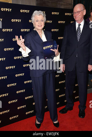 Appuyez sur "Gypsy" nuit au Savoy Theatre avec : Angela Lansbury Où : London, Royaume-Uni Quand : 15 Avr 2015 C Banque D'Images