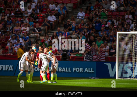 Vancouver, Canada. 16 Juin, 2015. L'ouverture match entre le Nigeria et les Etats-Unis à la Coupe du Monde féminine de la FIFA Canada 2015 au BC Place Stadium. Les États-Unis a remporté le match 1-0. Crédit : Matt Jacques/Alamy Live News Banque D'Images