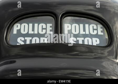 WW2 vintage voiture de police, à un salon de voitures dans l'Essex, en Angleterre. UK 17/05/2015 Banque D'Images