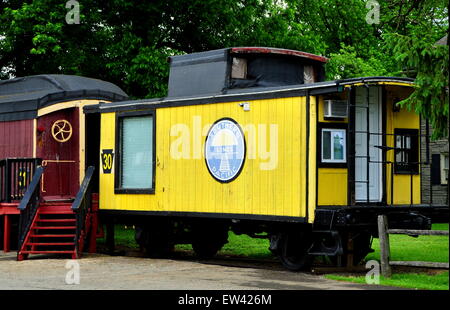 Ronks, New York : Vintage fourgons de la nation de l'ancien chemin de fer servent maintenant de gîtes au Red Caboose Motel * Banque D'Images