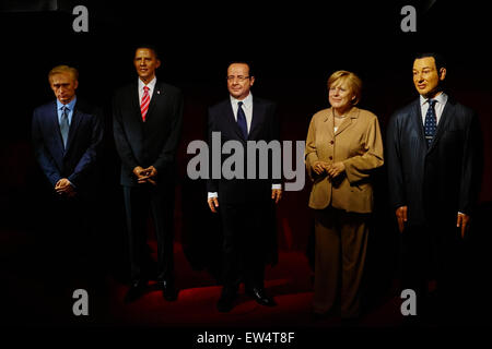 France, Paris, Musée Grévin, Poutine, Obama, Hollande, Merkel, Hollande Banque D'Images