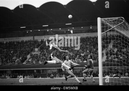 2 -1 Coventry Aston Villa, Première Division jeu tenue à Highfield Road. 26 novembre 1988. Banque D'Images