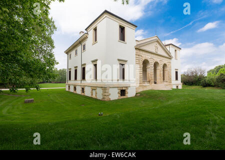 La Villa Pisani Bonetti est une villa patricienne conçue par Andrea Palladio, situé à Bagnolo, un hameau de la commune de Lonigo Banque D'Images