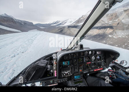 En survolant le Glacier Taylor, de l'Antarctique Banque D'Images