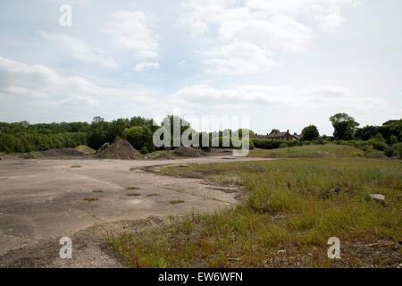 Le site de la mine de Baddesley en route principale, Baxterley qui doit être utilisé par Jaguar Landrover comme un site de distribution. Banque D'Images