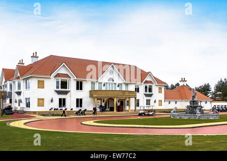 Le pavillon du Club de Golf de Turnberry Trump, Turnberry, Ayrshire, Scotland, UK Banque D'Images