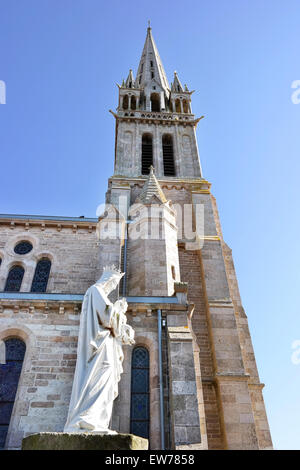 Saint-Pierre-église Saint-Paul de Pléneuf Banque D'Images