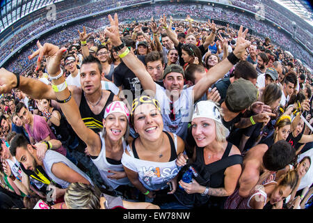 Milan Italie. 18 juin 2015. La star de rock italien Vasco Rossi effectue live au stade San Siro lors de la Tournée 'Live' 2015 Kom Banque D'Images