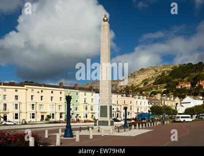 Royaume-uni, Pays de Galles, Conwy, Llandudno, War Memorial obelisk conçu en 1922 par l'architecte Sidney Foulkes Colwyn Bay Banque D'Images