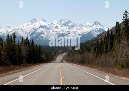 Glenn Highway menant à Glennallen Alaska Banque D'Images