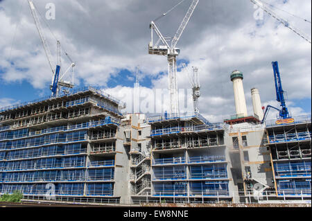 Battersea Power Station et le célèbre chien home développement Banque D'Images