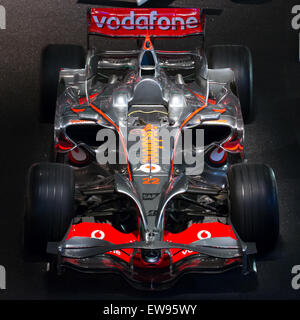 La McLaren MP4-23, exposée au musée Mercedes-Benz, la voiture qui a remporté le Championnat du monde de formule 1 2008 avec Lewis Hamilton. Banque D'Images
