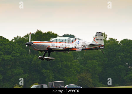 G-ZEXL aerobytes 2 lames d'air belcom display team England Uk Cosford Raf Banque D'Images