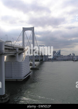 20030727 27 juillet 2003 Tokyo Rainbow Bridge Pont de liaison Harbar Odaiba Tokyo Japon 3 Banque D'Images