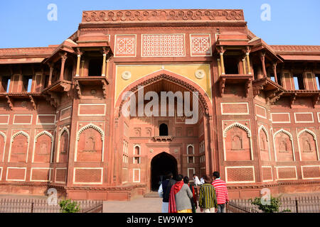 Fort d'Agra Inde Jahangir Palace Belle architecture View Banque D'Images