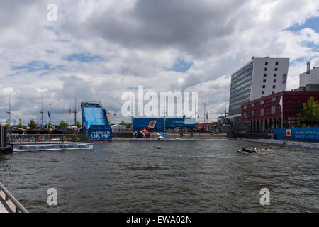 Kiel, Allemagne. 20ème Juin, 2015. Impressions de la première journée de la Kieler Woche 2015 Crédit : Björn Deutschmann/Alamy Live News Banque D'Images