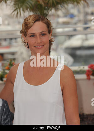 CANNES, FRANCE - 15 MAI 2011 : Cécile de France au photocall de son film 'Le gamin au vélo" au 64e Festival de Cannes. Banque D'Images