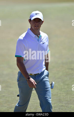 19 juin 2015, Rory McIlroy.lors de la ronde 2 à l'US Open à Chambers Bay, University Place, Washington. George Holland/Cal Sport Media Banque D'Images