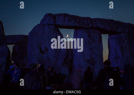 Avebury, UK. 21 Juin, 2015. Solstice d'été à Stonehenge Crédit : Guy Josse/Alamy Live News Banque D'Images