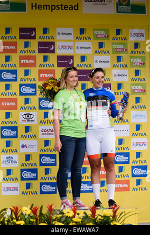 Hemel Hempstead, Royaume-Uni. 21 Juin, 2015. Aviva WT women's cycling tour, au Royaume-Uni. Credit : Carpe Diem/Alamy Live News Banque D'Images