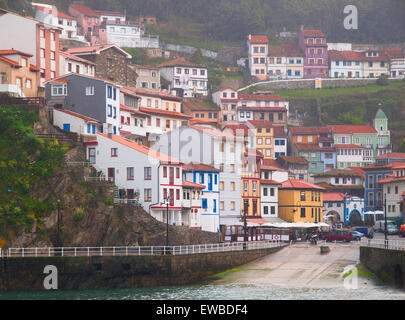 Village de Cudillero dans les Asturies, Galice, Espagne.