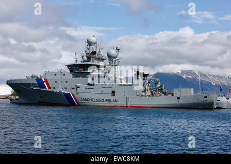 Les navires de la garde côtière islandaise thor et tyr amarré à Reykjavik Islande Banque D'Images