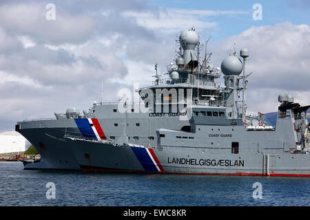 Les navires de la garde côtière islandaise thor et tyr amarré à Reykjavik Islande Banque D'Images