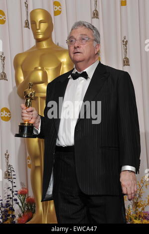 LOS ANGELES, CA - 27 février 2011 : Randy Newman à la 83e cérémonie des Oscars au Kodak Theatre, à Hollywood. Banque D'Images