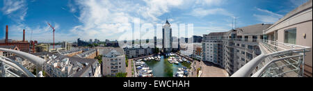 Un autre point de vue du Belvédère et Haebour Chelsea Building tiré de la suite penthouse de l'hôtel Chelsea Harbour Banque D'Images