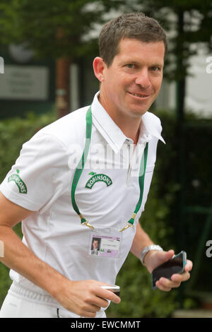 Wimbledon, Londres, Royaume-Uni. 23 Juin, 2015. Ancien semi finaliste Wimbledon Tim Henman arrive à l'avant 2015 Profils Têtes de tennis de Wimbledon Crédit : amer ghazzal/Alamy Live News Banque D'Images