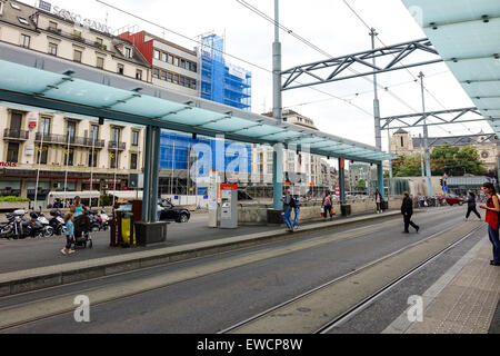 La station de tramway et de train Genève Banque D'Images