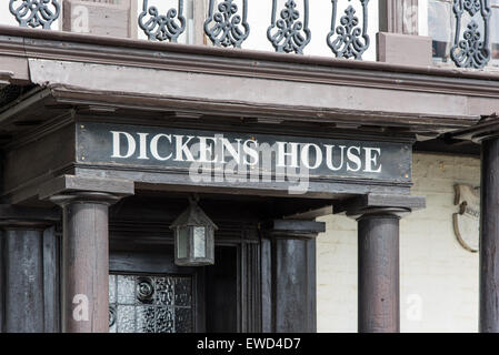 Dickens House à Broadstairs, Kent, UK. Abrite aujourd'hui un musée Dickens. Banque D'Images