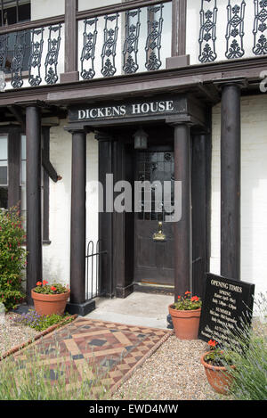 Dickens House à Broadstairs, Kent, UK. Abrite aujourd'hui un musée Dickens. Banque D'Images