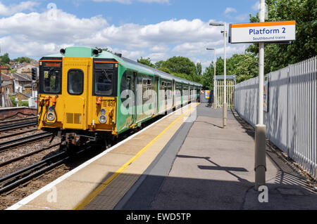 Le sud du train à la gare de Forest Hill, Londres Angleterre Royaume-Uni UK Banque D'Images