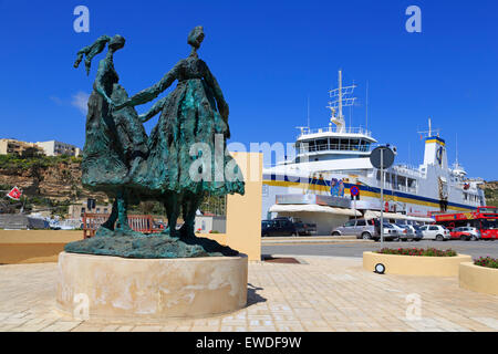 Sculpture par Andrew Diacono, Port de Mgarr, Gozo, Malta, Europe Banque D'Images