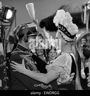 Viktoria und ihr Husar, Operettenfernsehfassung, Deutschland 1965, Regie : Kurt Pscherer, acteurs : Rudolf Schock, Margit Schramm Banque D'Images